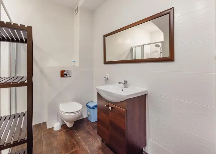 Rzemieslnicza, Sun & Snow 公寓 *